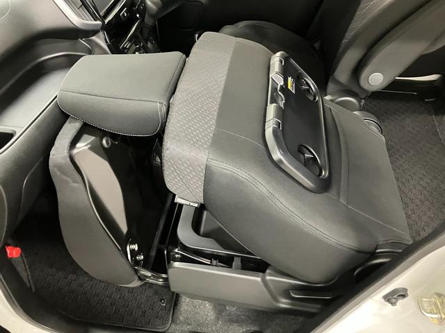 ソリオ ＧＸ４　２型　４ＷＤ　セーフティーサポート　全方位カメラ　ナビ　ＥＴＣ　セーフティーサポート　リヤコーナーセンサー　後席両側電動スライドドア　オートライト　電動格納ドアミラー　キーレスプッシュスタート　セキュリティアラーム（31枚目）