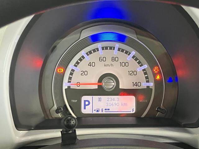 ハスラー Ｆリミテッド　２型　ナビ　バックカメラ　レーダーブレーキサポート　オートライト　電動ドアミラー　アイドリングストップ　セキュリティアラーム　キーレスプッシュスタート　シートヒーター（9枚目）