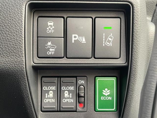 オデッセイ アブソルート・ＥＸホンダセンシング　Ｇａｔｈｅｒｓメモリーナビ　前後ドライブレコーダー　マルチビューカメラ　ブラインドスポットインフォメーション　ホンダセンシング（12枚目）