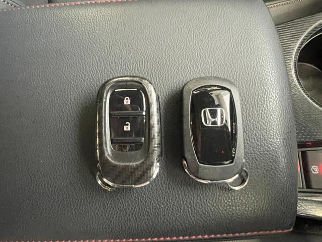 シビック e:HEV 純正メモリーナビ 前後ドライブレコーダー ホンダセンシング シートヒーター ブラインドスポットインフォメーション ワイヤレス充電(15枚目)