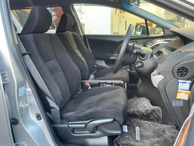 オデッセイ ＭＸ・エアロパッケージ　純正ＨＤＤナビ　前後ドライブレコーダー　バックカメラ　スマートキー　ＨＩＤヘッドライト　フォグランプ　パドルシフト　ＥＴＣ（4枚目）