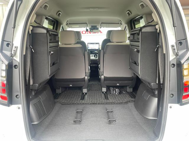 �R��ڃV�[�g�𒵂ˏグ��Ɖ׎���Ԃ��L����܂��B