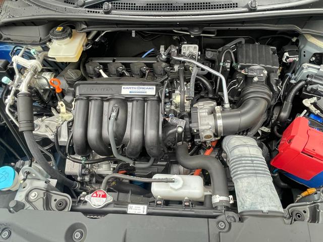 �G���W�����[���̎ʐ^�ł��B���X�̃T�[�r�X�}�����������萮���A�_�����Ă��炨�͂����܂��B