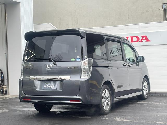 ステップワゴンスパーダ Ｚクールスピリットインターナビ　セレクション　純正ＨＤＤナビ　前後ドライブレコーダー　バックカメラ　ＥＴＣ　両側電動スライドドア　ＨＩＤヘッドライト　フォグランプ　スマートキー（2枚目）