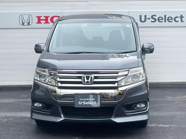 ステップワゴンスパーダ Ｚクールスピリットインターナビ　セレクション　純正ＨＤＤナビ　前後ドライブレコーダー　バックカメラ　ＥＴＣ　両側電動スライドドア　ＨＩＤヘッドライト　フォグランプ　スマートキー（16枚目）