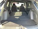 後席シートは簡単操作で倒す事ができ、荷室空間が更に広がります。