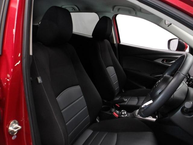 ＣＸ－３ １．５　ＸＤ　ディーゼルターボ　マツダコネクトナビ　ＥＴＣ　ＣＤ／ＤＶＤ　Ｂｌｕｅｔｏｏｔｈ　バックカメラ　オートライト　ＡＢＳ　ＤＳＣ　車線逸脱　ＢＳＭ　ディーゼルターボ　純正アルミ　記録簿付　Ｂカメ　地デジ　ＥＳＣ　ＴＶナビ（7枚目）