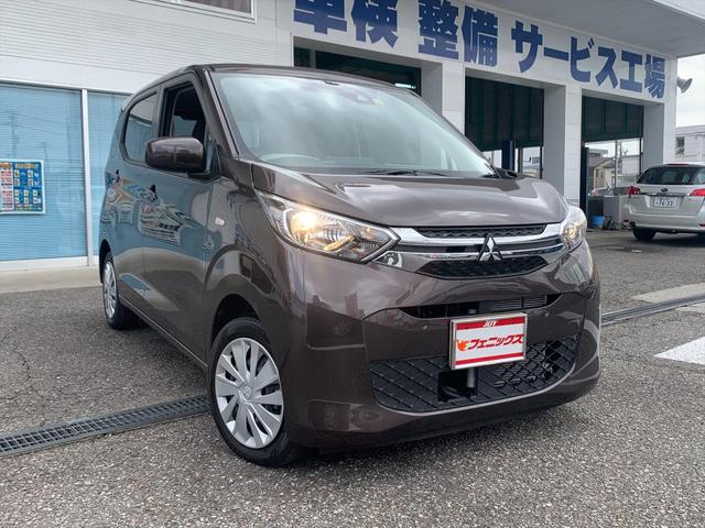 M SDナビ!地デジTV!USB接続!E-ASSIST(衝突軽減ブレーキ、車線逸脱警報、誤発進抑制)!クリアランスソナー!ETC!アイドリングストップ!シートヒーター!保証書有!走行700km!キーレス!(4枚目)