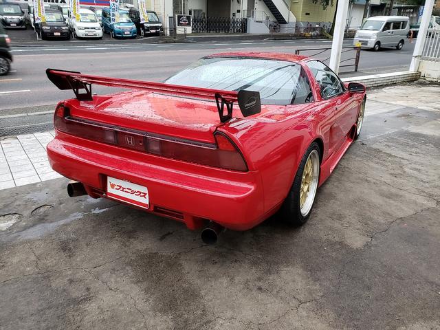 ＮＳＸ 　５速ＭＴ！エアロ！黒本革パワーシート！クル－ズコントロール！車高調！ＢＢＳアルミホイール♪ＭＯＭＯハンドル！ＰＨＡＳＥリアウィング！走行３．５万Ｋ♪ＡＬＰＨＡホーン！ＶＴＥＣ５速ＭＴ（5枚目）