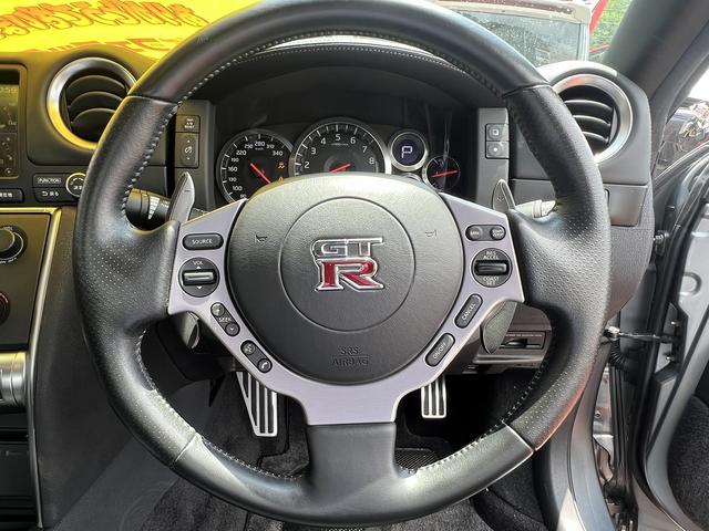 ＧＴ－Ｒ プレミアムエディション　走行２０００キロ！修復歴なし！４ＷＤ！２０インチアルミホイール！ＢＯＳＥスピーカー！クルーズコントロール！ハーフレザーシート！シートヒーター！ＨＩＤライト！スマートキー！プッシュスタート！ＥＴＣ！（53枚目）