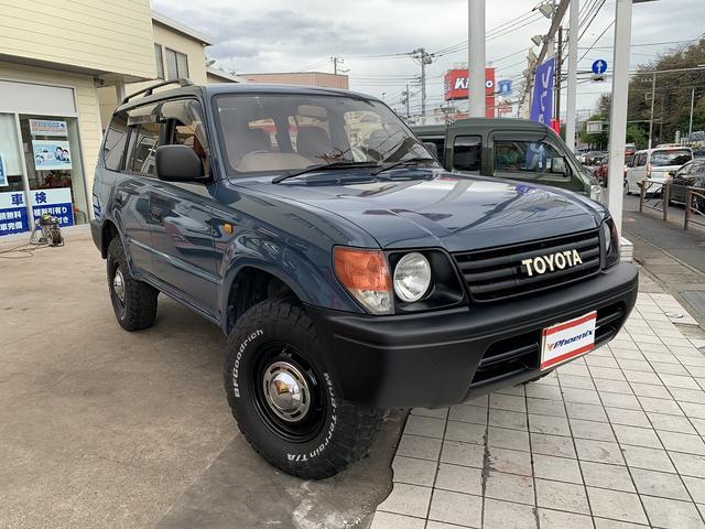 ＴＸリミテッド　４ＷＤ☆フレックスドリーム仕様☆ＴＯＹＯＴＡグリル☆丸目ヘッドライト☆クラシックホイール☆シートカバー☆カロッツェリアメモリナビ☆フルセグＴＶ☆Ｂｌｕｅｔｏｏｔｈ☆前後ドラレコ☆バックカメラ☆(6枚目)