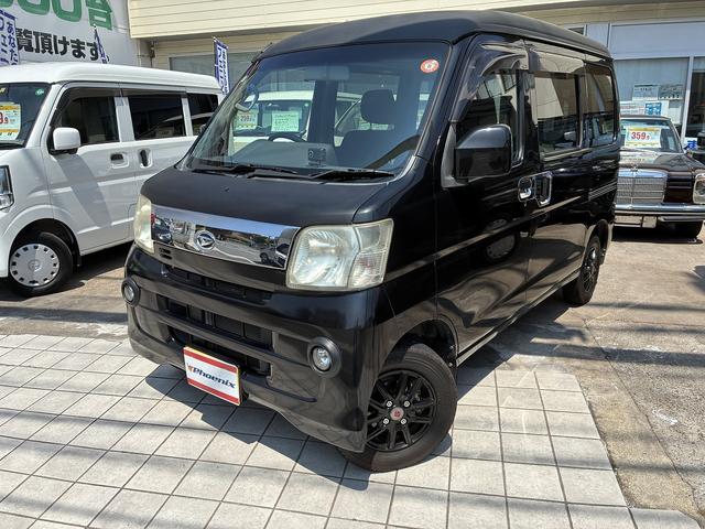 ハイゼットカーゴ クルーズターボリミテッド カスタム仕様!ハイルーフ!禁煙車!ターボ!5速マニュアル!SEIN SSアルミホイール!ドライブレコーダー!ディーラーオプションオーバーヘッドコンソール!キーレスエントリー!電動格納ミラー!フォグ!(2枚目)