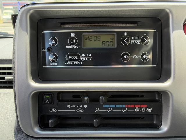 ハイゼットカーゴ クルーズターボリミテッド カスタム仕様!ハイルーフ!禁煙車!ターボ!5速マニュアル!SEIN SSアルミホイール!ドライブレコーダー!ディーラーオプションオーバーヘッドコンソール!キーレスエントリー!電動格納ミラー!フォグ!(25枚目)