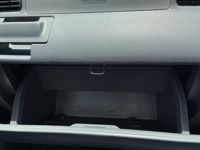 ハイゼットカーゴ クルーズターボリミテッド カスタム仕様!ハイルーフ!禁煙車!ターボ!5速マニュアル!SEIN SSアルミホイール!ドライブレコーダー!ディーラーオプションオーバーヘッドコンソール!キーレスエントリー!電動格納ミラー!フォグ!(26枚目)