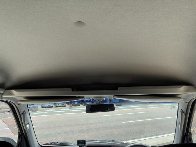 ハイゼットカーゴ クルーズターボリミテッド カスタム仕様!ハイルーフ!禁煙車!ターボ!5速マニュアル!SEIN SSアルミホイール!ドライブレコーダー!ディーラーオプションオーバーヘッドコンソール!キーレスエントリー!電動格納ミラー!フォグ!(33枚目)