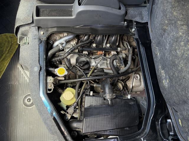 ハイゼットカーゴ クルーズターボリミテッド カスタム仕様!ハイルーフ!禁煙車!ターボ!5速マニュアル!SEIN SSアルミホイール!ドライブレコーダー!ディーラーオプションオーバーヘッドコンソール!キーレスエントリー!電動格納ミラー!フォグ!(48枚目)