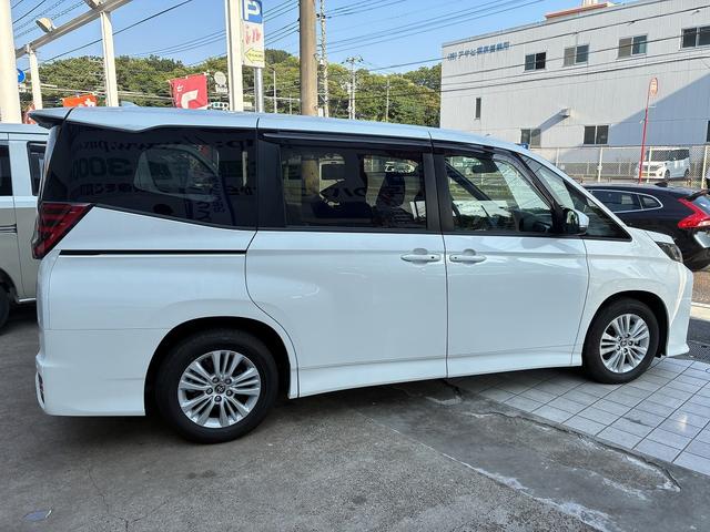 TOYOTA NOAH S-G Best Japan Spec Recon Car for Import Malaysia