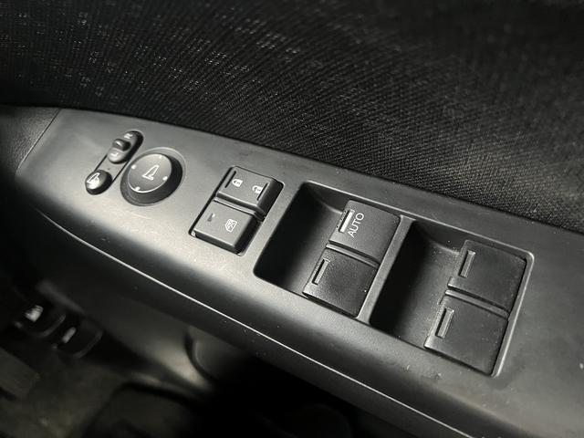 Ｎ－ＢＯＸ＋ ２トーンカラースタイル　Ｇ　ＳＳパッケージ　特別仕様車☆Ｇａｔｈｅｒｓナビ☆ＴＶ☆バックカメラ☆エマージェンシーストップシグナル☆ユニバーサルブリッジ☆マルチスペースシステム☆後席オーバーヘッドコンソール☆ＥＴＣ☆両パワ☆専用ブルーパネル☆（18枚目）