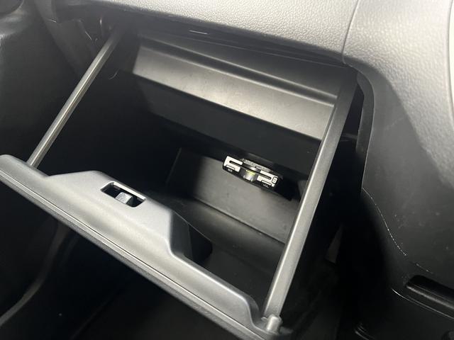 Ｎ－ＢＯＸ＋ ２トーンカラースタイル　Ｇ　ＳＳパッケージ　特別仕様車☆Ｇａｔｈｅｒｓナビ☆ＴＶ☆バックカメラ☆エマージェンシーストップシグナル☆ユニバーサルブリッジ☆マルチスペースシステム☆後席オーバーヘッドコンソール☆ＥＴＣ☆両パワ☆専用ブルーパネル☆（39枚目）