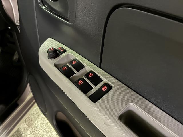 �X�g���[�_�������i�r���s�u���o�b�N�J�������a�����������������E�r�c���X�}�[�g�L�[�E�v�b�V���X�^�[�g���k�d�c�w�b�h���C�g���։��ԁ��Փˌy���u���[�L�����[���L�[�v���p�[�L���O�\�i�[���I�[�g�n�C�r�[����