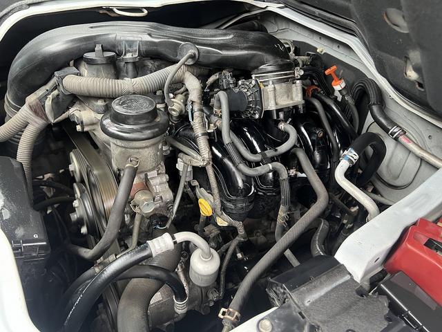 ハイエースワゴン ＧＬ　アムクラフト製コンパス！禁煙車！４ＷＤ！ポップアップルーフ！ＦＦヒーター！ザントレックスパワーインバーター１７５０＆バッテリーチャージャー４０Ａ！サイドオーニング！メモリーナビ！バックカメラ！フルセグ（75枚目）