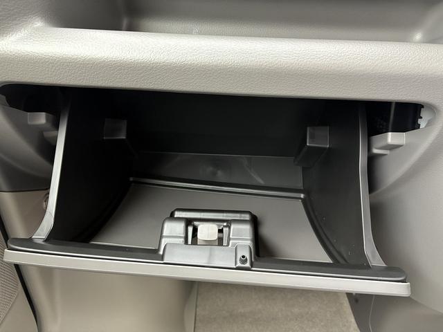 エブリイ ジョイン　届出済未使用車☆６型☆スズキセーフティサポート☆シートヒーター☆リアヒーター☆オーバーヘッドコンソール☆ＬＥＤヘッドライト☆ＵＳＢ・Ｃタイプ給電ポート☆ＣＶＴ☆スマートキー・プッシュスタート☆（30枚目）