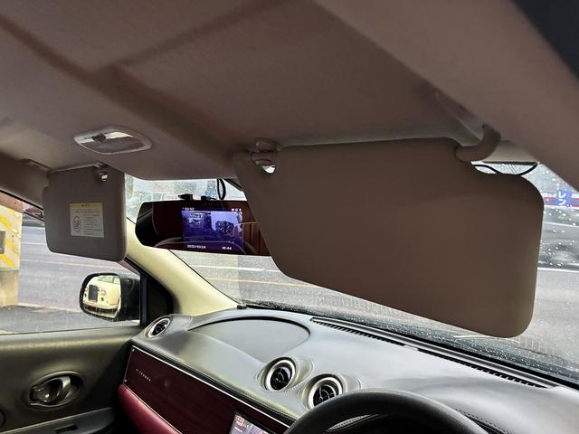 ビュート 12ST 光岡車☆オプション専用ウッド×赤革インパネ☆ストラーダSDナビ☆フルセグTV☆DVD再生☆ルームミラー型前後ドラレコ☆ETC☆赤革シートカバー☆禁煙車☆キーレスキー☆(70枚目)