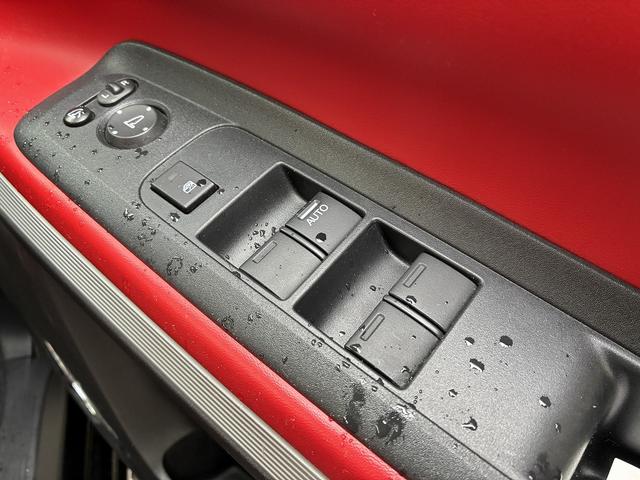 Ｎ－ＢＯＸスラッシュ Ｇ・Ｌインテリアカラーパッケージ　ダイナースタイル☆Ｇａｔｈｅｒｓディスプレイオーディオ☆ＴＶ☆ＢＴ☆ＨＤＭＩ☆ＵＳＢ☆バックカメラ☆専用赤革シート☆ＥＴＣ☆衝突軽減ブレーキ☆禁煙車☆前席シートヒーター☆電子パーキング☆オートホールド（17枚目）