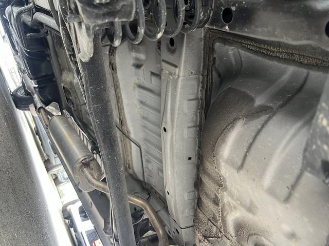 Ｎ－ＢＯＸ Ｇ・Ｌパッケージ　純正ナビ☆ＴＶ☆Ｂｌｕｅｔｏｏｔｈ☆ＳＤ☆ＤＶＤ視聴☆バックカメラ☆ステアリングリモコン☆エマージェンシーストップシグナル☆両側パワースライドドア☆ＥＴＣ☆純正１４インチアルミ☆ＨＩＤライト☆（64枚目）