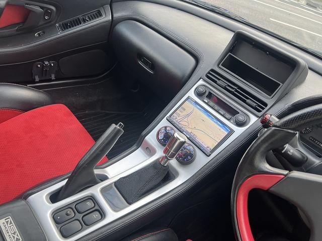 ＮＳＸ ベースグレード　後期型！禁煙車！３４０ｋメーター！ルートｋｓ仕様ボンネット・サイドスカート！ラングス車高調！平成２５年３月タイベル交換済み！セルモーター交換済み！ラジエータータンク交換済み！専用メモリーナビ！ＨＩＤ！（35枚目）