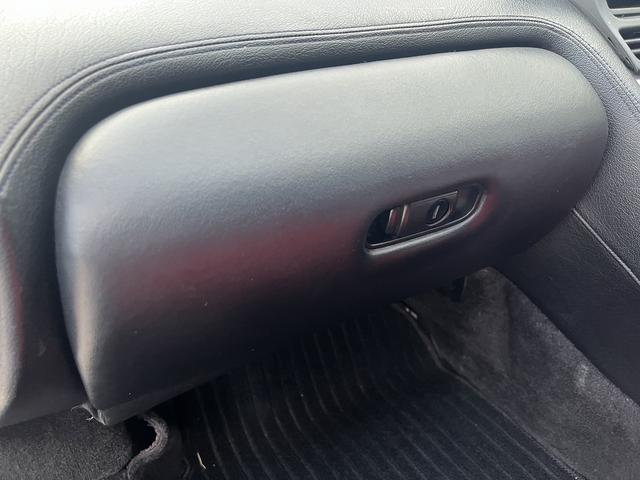 ＮＳＸ ベースグレード　後期型！禁煙車！３４０ｋメーター！ルートｋｓ仕様ボンネット・サイドスカート！ラングス車高調！平成２５年３月タイベル交換済み！セルモーター交換済み！ラジエータータンク交換済み！専用メモリーナビ！ＨＩＤ！（50枚目）