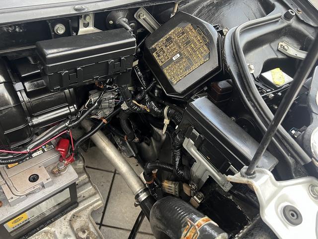 ＮＳＸ ベースグレード　後期型！禁煙車！３４０ｋメーター！ルートｋｓ仕様ボンネット・サイドスカート！ラングス車高調！平成２５年３月タイベル交換済み！セルモーター交換済み！ラジエータータンク交換済み！専用メモリーナビ！ＨＩＤ！（59枚目）