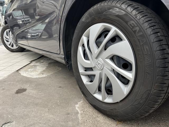 フリード Ｇ・ホンダセンシング　禁煙車！４ＷＤ！専用メモリーナビ！Ｂｌｕｅ　ｔｏｏｔｈ！バックカメラ！ＵＳＢ！レーダークルーズコントロール！ホンダセンシング！レーンキーピングアシスト！両側電動スライドドア！イドリングストップ！ＥＴＣ（9枚目）