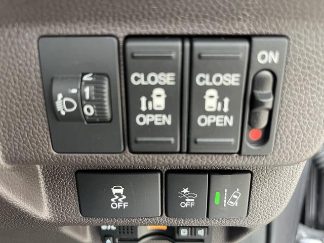 フリード Ｇ・ホンダセンシング　禁煙車！４ＷＤ！専用メモリーナビ！Ｂｌｕｅ　ｔｏｏｔｈ！バックカメラ！ＵＳＢ！レーダークルーズコントロール！ホンダセンシング！レーンキーピングアシスト！両側電動スライドドア！イドリングストップ！ＥＴＣ（15枚目）