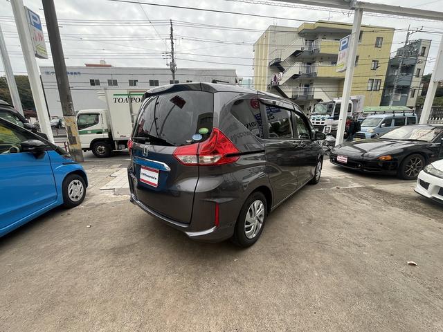 フリード Ｇ・ホンダセンシング　禁煙車！４ＷＤ！専用メモリーナビ！Ｂｌｕｅ　ｔｏｏｔｈ！バックカメラ！ＵＳＢ！レーダークルーズコントロール！ホンダセンシング！レーンキーピングアシスト！両側電動スライドドア！イドリングストップ！ＥＴＣ（41枚目）