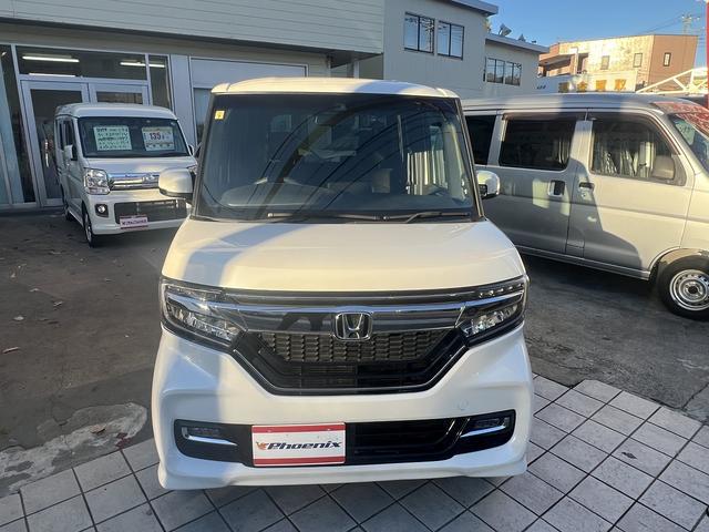 N-BOXカスタム G・Lホンダセンシング 禁煙車!8インチデカSDナビ!フルセグ!バックカメラ!前後ドラレコ!Blue tooth!2.0ETC!ホンダセンシング!レーンキープ!アダクティブレーダー!シートヒーター!左側パワースライドドア(3枚目)