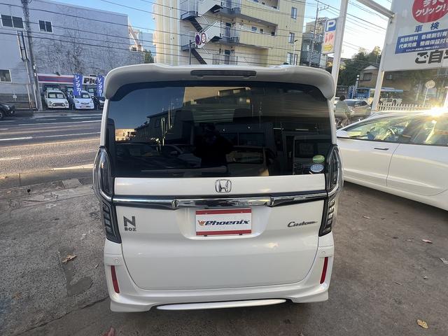 N-BOXカスタム G・Lホンダセンシング 禁煙車!8インチデカSDナビ!フルセグ!バックカメラ!前後ドラレコ!Blue tooth!2.0ETC!ホンダセンシング!レーンキープ!アダクティブレーダー!シートヒーター!左側パワースライドドア(7枚目)