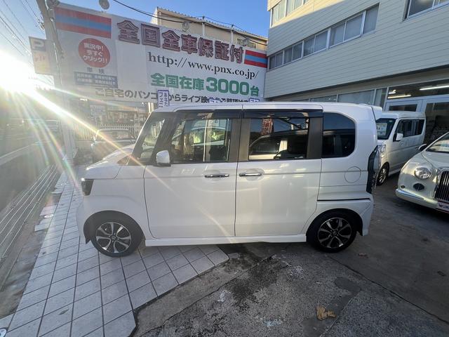 N-BOXカスタム G・Lホンダセンシング 禁煙車!8インチデカSDナビ!フルセグ!バックカメラ!前後ドラレコ!Blue tooth!2.0ETC!ホンダセンシング!レーンキープ!アダクティブレーダー!シートヒーター!左側パワースライドドア(9枚目)