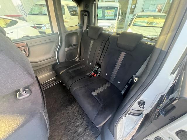 N-BOXカスタム G・Lホンダセンシング 禁煙車!8インチデカSDナビ!フルセグ!バックカメラ!前後ドラレコ!Blue tooth!2.0ETC!ホンダセンシング!レーンキープ!アダクティブレーダー!シートヒーター!左側パワースライドドア(15枚目)