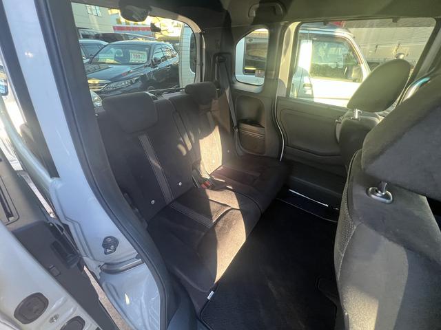 N-BOXカスタム G・Lホンダセンシング 禁煙車!8インチデカSDナビ!フルセグ!バックカメラ!前後ドラレコ!Blue tooth!2.0ETC!ホンダセンシング!レーンキープ!アダクティブレーダー!シートヒーター!左側パワースライドドア(17枚目)