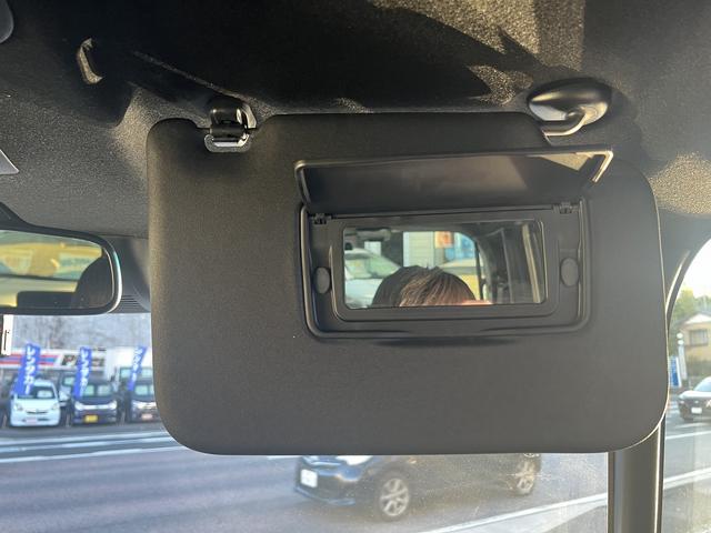 N-BOXカスタム G・Lホンダセンシング 禁煙車!8インチデカSDナビ!フルセグ!バックカメラ!前後ドラレコ!Blue tooth!2.0ETC!ホンダセンシング!レーンキープ!アダクティブレーダー!シートヒーター!左側パワースライドドア(42枚目)