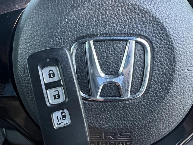 N-BOXカスタム G・Lホンダセンシング 禁煙車!8インチデカSDナビ!フルセグ!バックカメラ!前後ドラレコ!Blue tooth!2.0ETC!ホンダセンシング!レーンキープ!アダクティブレーダー!シートヒーター!左側パワースライドドア(67枚目)