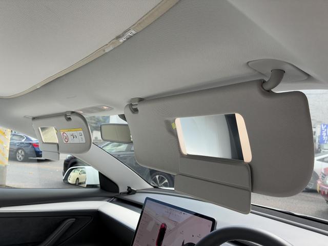 モデル3 スタンダードレンジプラス 禁煙車!FSD付!15.4インチナビ!サイド・バックカメラ!オートパイロット!緊急ブレーキ!ユーチューブ&ネトフリ視聴可!ムーンルーフ!OP19インチアルミ!パワートランク!ウォールコネクター付(49枚目)