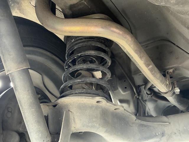 ミラジーノ ジーノ　禁煙車！ストラーダメモリーナビ！Ｂｌｕｅ　ｔｏｏｔｈ！前後メッキバンパー！メッキリング１３インチホイール！ローダウン！ウッドコンビハンドル！ウッドパネル！キーレス！２トーンカラー！（61枚目）