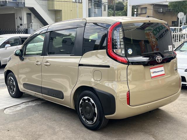 シエンタ ハイブリッドＺ　トヨタセーフティセンス☆トヨタチームメイト☆アドバンスドパーク☆透視パノラミックビュー☆純正１０．５インチナビ☆フルセグＴＶ☆純正後席１２．１インチフリップダウン☆シートヒーター・ステアヒーター☆（9枚目）