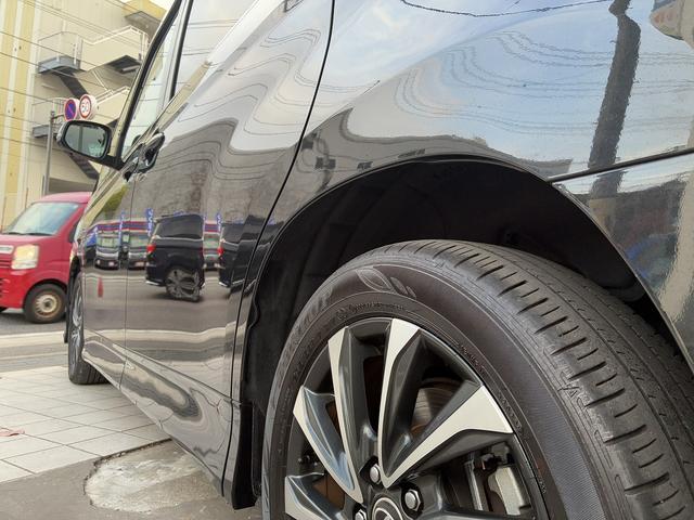 ヴォクシー ハイブリッドS-Z トヨタセーフティセンス☆トヨタチームメイト☆リモート付アドバンスドパーク☆10.5インチ純正ナビ☆フルセグTV☆BT☆USB☆全方位パノラマビューカメラ☆純正14型フリップダウン☆ハーフレザー☆(11枚目)