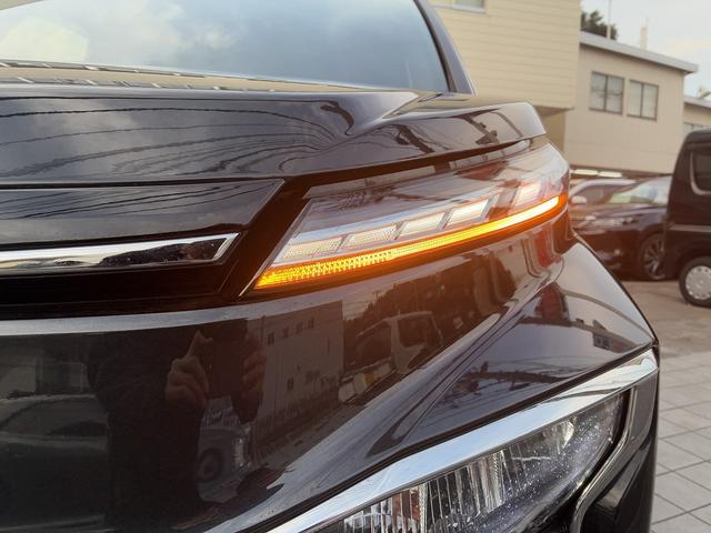 ヴォクシー ハイブリッドS-Z トヨタセーフティセンス☆トヨタチームメイト☆リモート付アドバンスドパーク☆10.5インチ純正ナビ☆フルセグTV☆BT☆USB☆全方位パノラマビューカメラ☆純正14型フリップダウン☆ハーフレザー☆(18枚目)