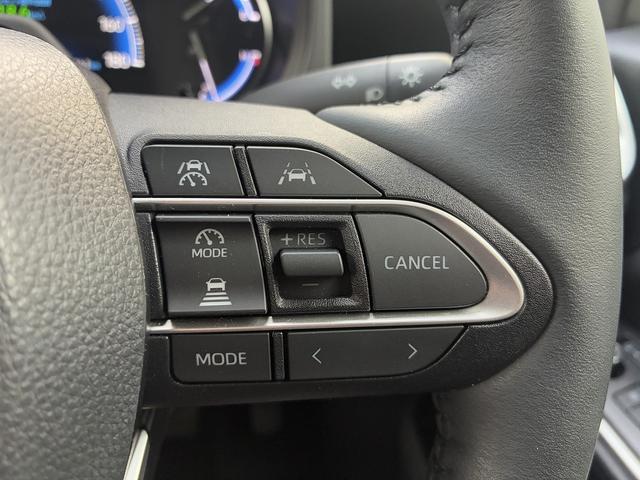 ヴォクシー ハイブリッドS-Z トヨタセーフティセンス☆トヨタチームメイト☆リモート付アドバンスドパーク☆10.5インチ純正ナビ☆フルセグTV☆BT☆USB☆全方位パノラマビューカメラ☆純正14型フリップダウン☆ハーフレザー☆(25枚目)