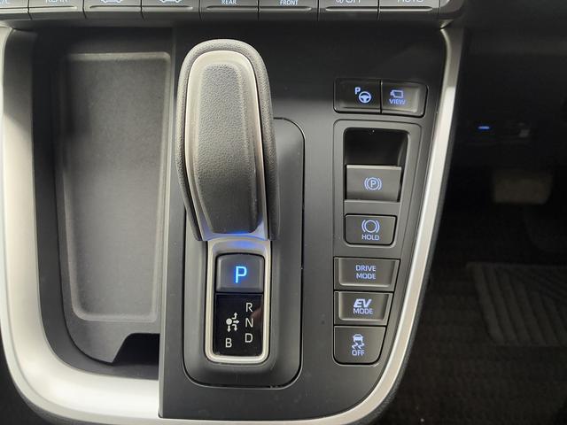 ヴォクシー ハイブリッドS-Z トヨタセーフティセンス☆トヨタチームメイト☆リモート付アドバンスドパーク☆10.5インチ純正ナビ☆フルセグTV☆BT☆USB☆全方位パノラマビューカメラ☆純正14型フリップダウン☆ハーフレザー☆(32枚目)