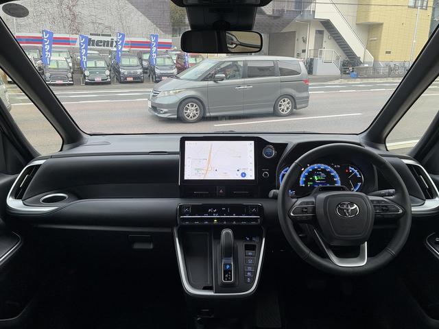 ヴォクシー ハイブリッドS-Z トヨタセーフティセンス☆トヨタチームメイト☆リモート付アドバンスドパーク☆10.5インチ純正ナビ☆フルセグTV☆BT☆USB☆全方位パノラマビューカメラ☆純正14型フリップダウン☆ハーフレザー☆(49枚目)